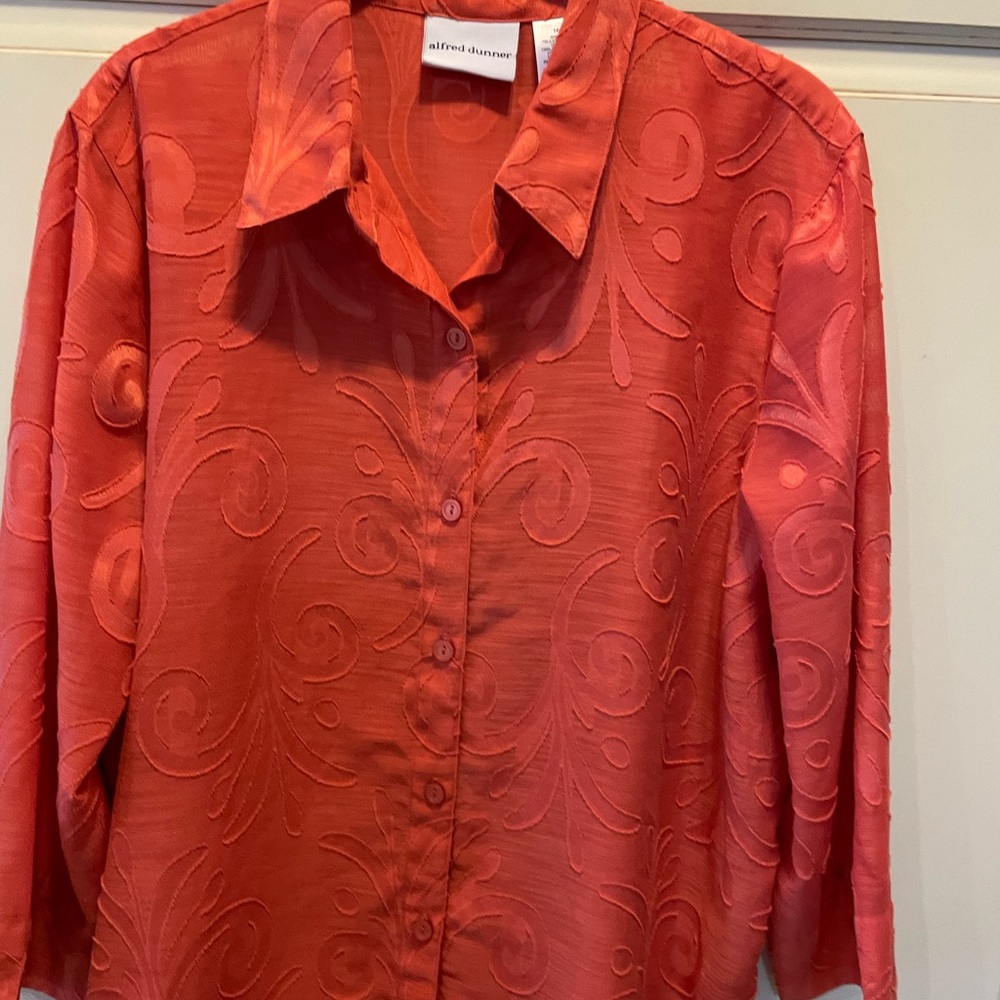 Alfred Dunner Blouse Size 16 Semi Sheer